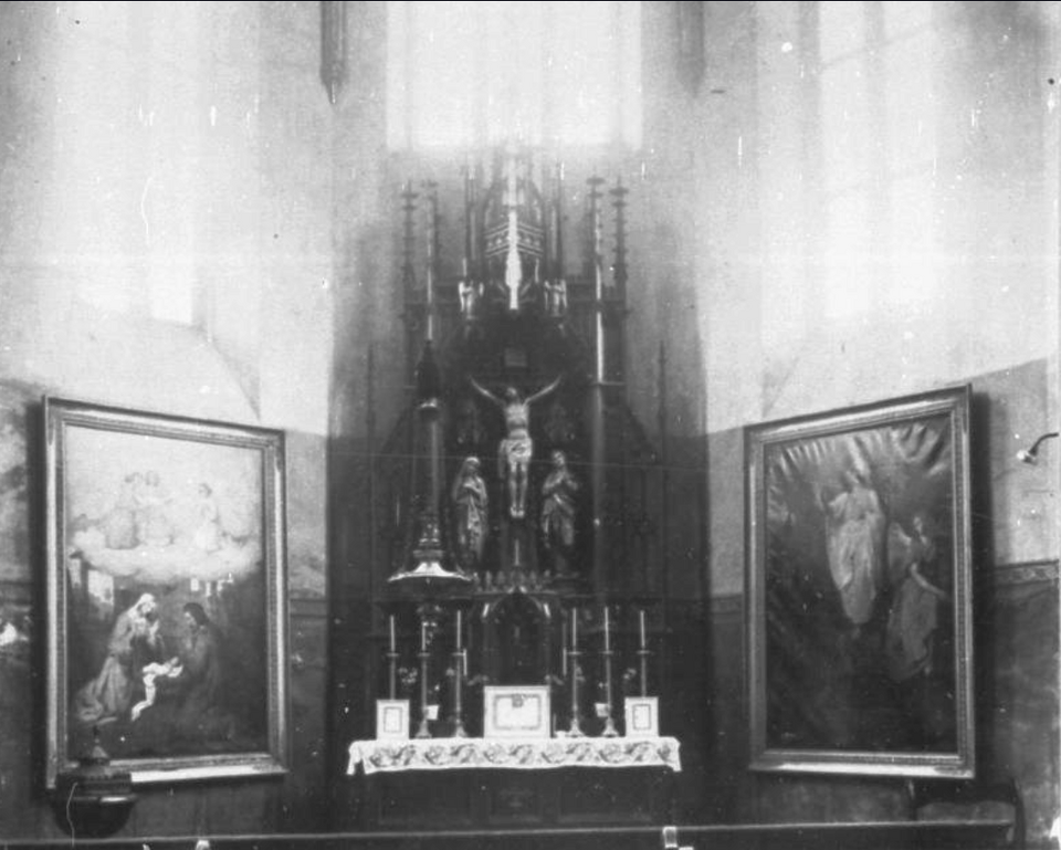 Datei:Franziskaner („Barfüßer“) Kirche, Inneres vor 1945 mit Ölgemälden von Marie Ellenrieder (1791-1863) und Altar von Ferdinand Rieß (1824-1871).png