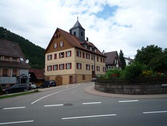 Hoefen-Haus-alte-Strasse.jpg