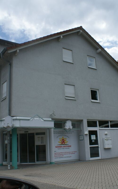 Datei:Apotheke in Neuenbürg.JPG