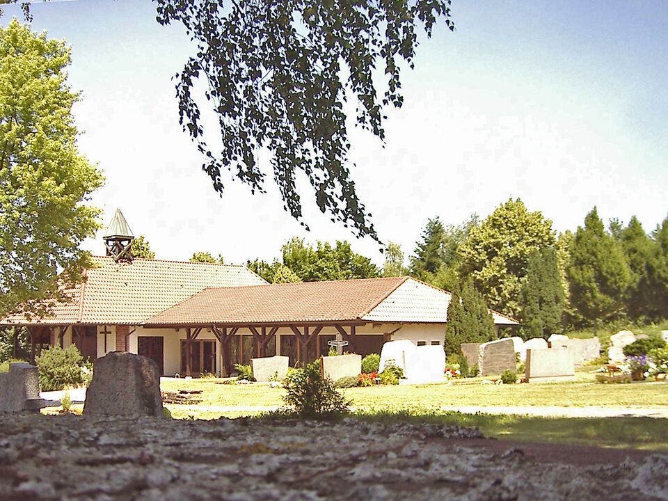 Datei:Arnbach-Friedhof.jpg