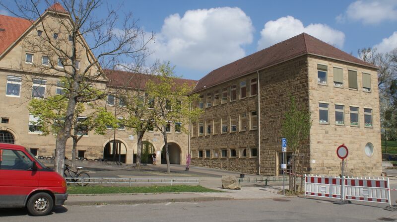 Datei:Schule Knittlingen Altbau.jpg