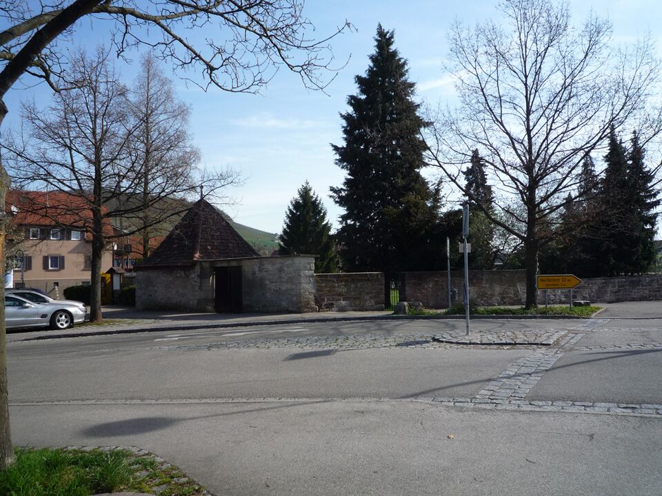 Datei:Ensingen-alter-Friedhof2.jpg