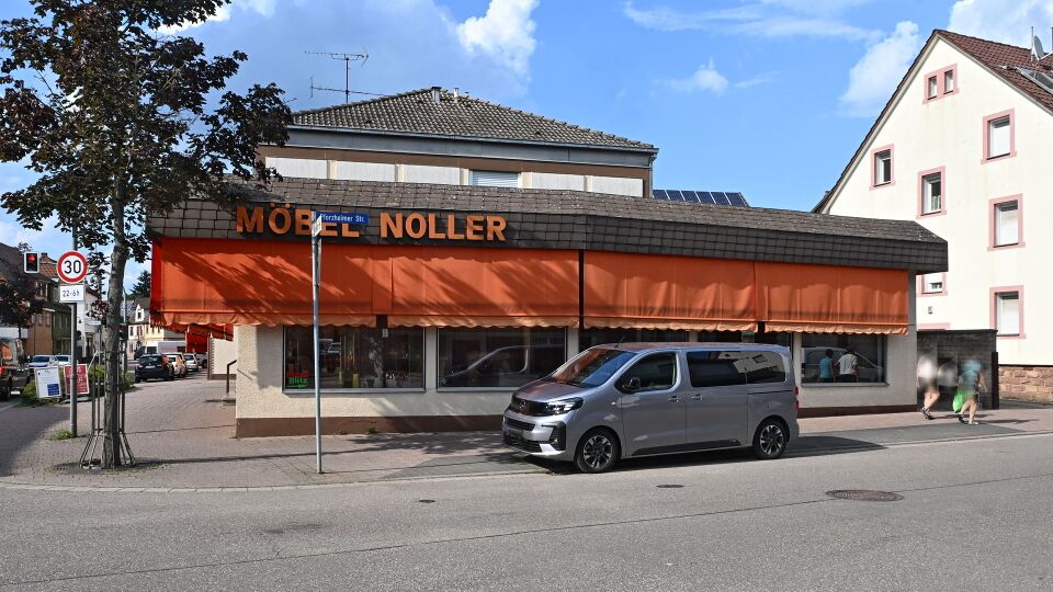Datei:2026-07 Möbel Noller-2.JPG
