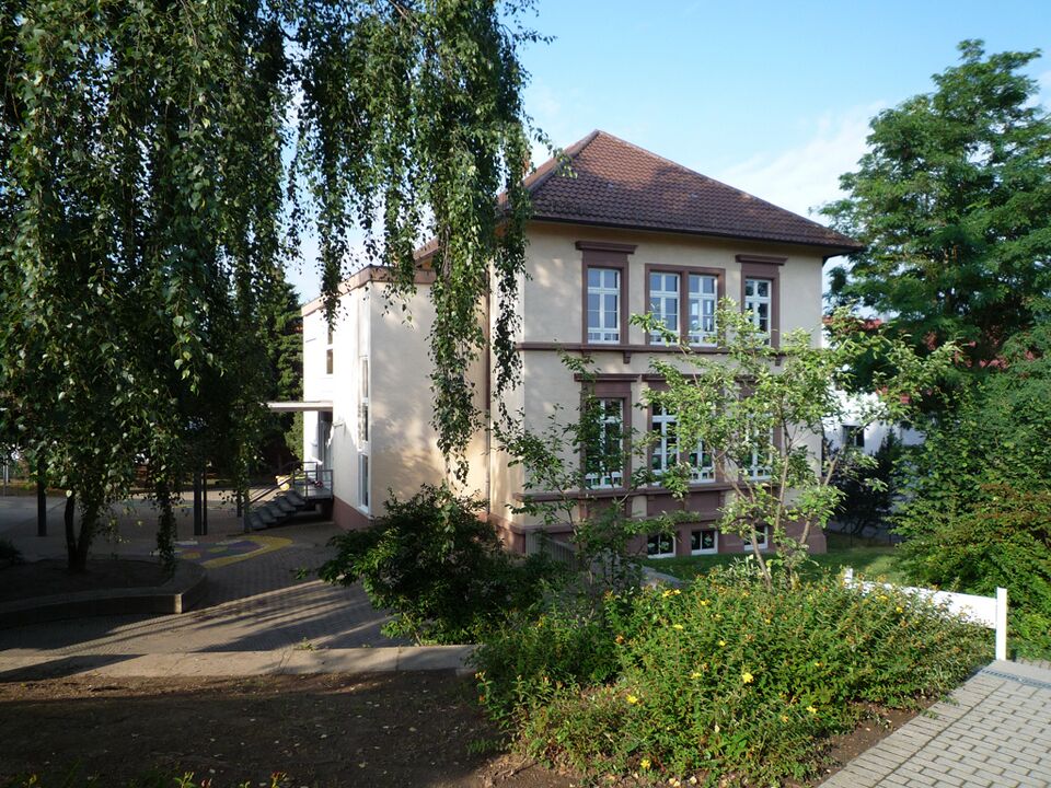 Datei:Wilferdingen-Carl-Dittler-Schule.jpg