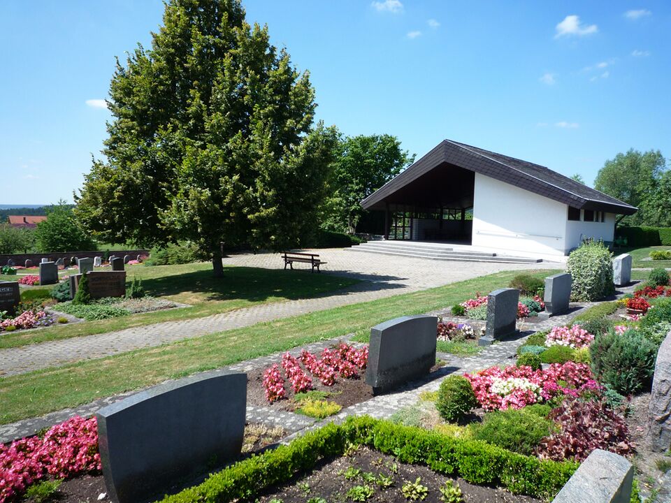 Datei:Ebershardt-Friedhof.jpg