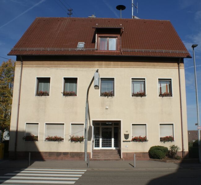 Datei:Rathaus Conweiler.jpg