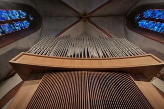 Barfüßerkirche Orgel1.jpg