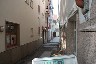 Rathausgasse zur Uhlandstraße.JPG