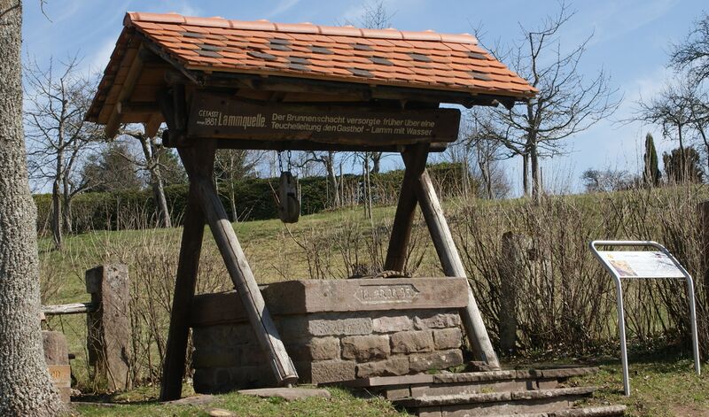 Datei:Lammquelle in Zavelstein.jpg