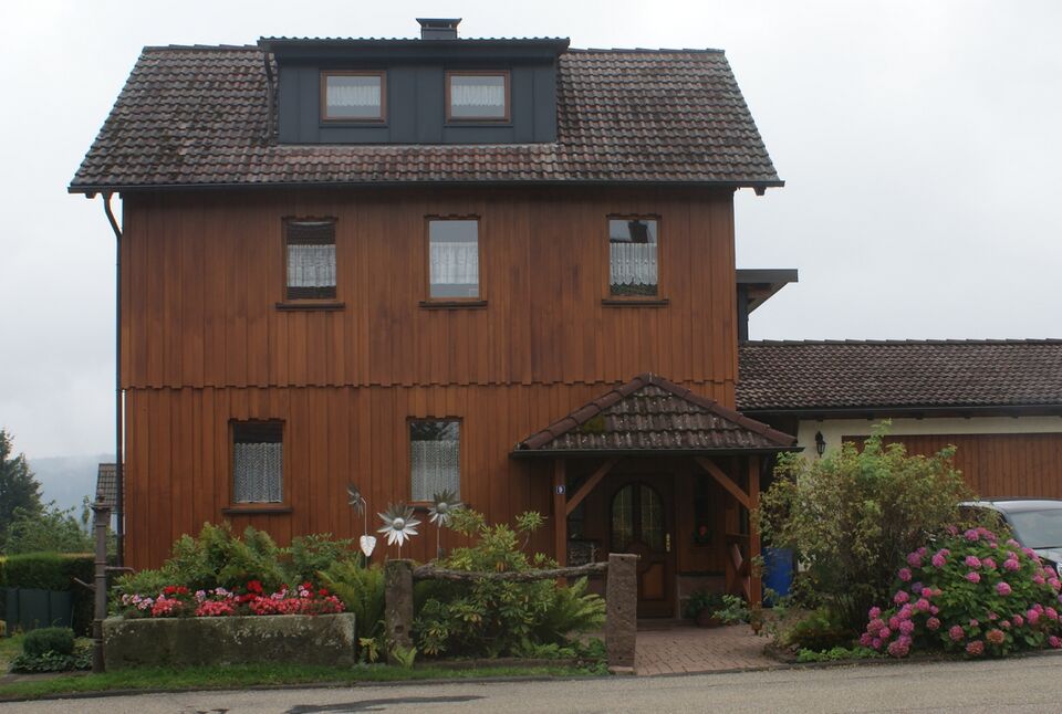 Datei:Obere Bergstraße 9 Dobel.jpg