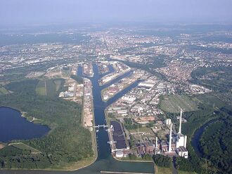 Rheinhafen.jpg