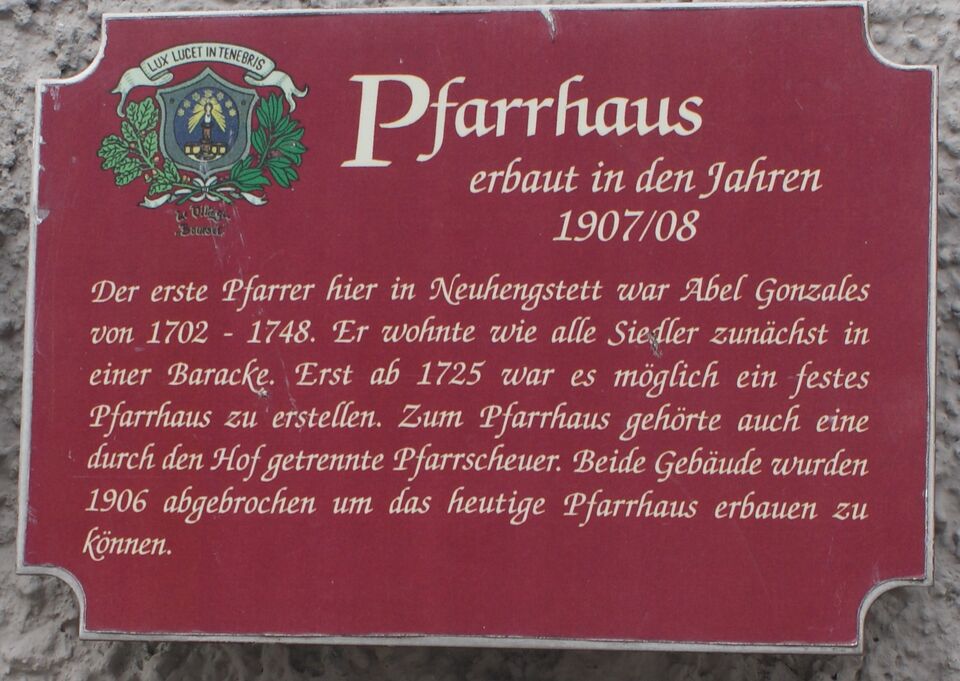 Datei:Info am Pfarramt Neuhengstett.JPG