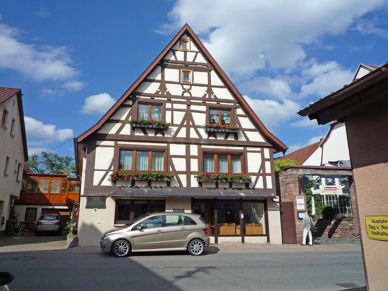 Datei:Tiefenbronn-Geburtshaus-Gall.jpg