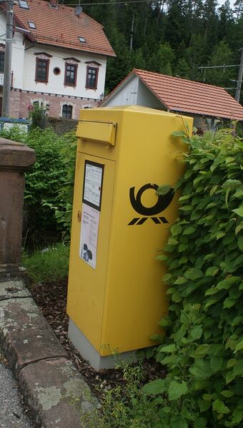 Datei:Briefkasten Bad Herrrenalb.JPG