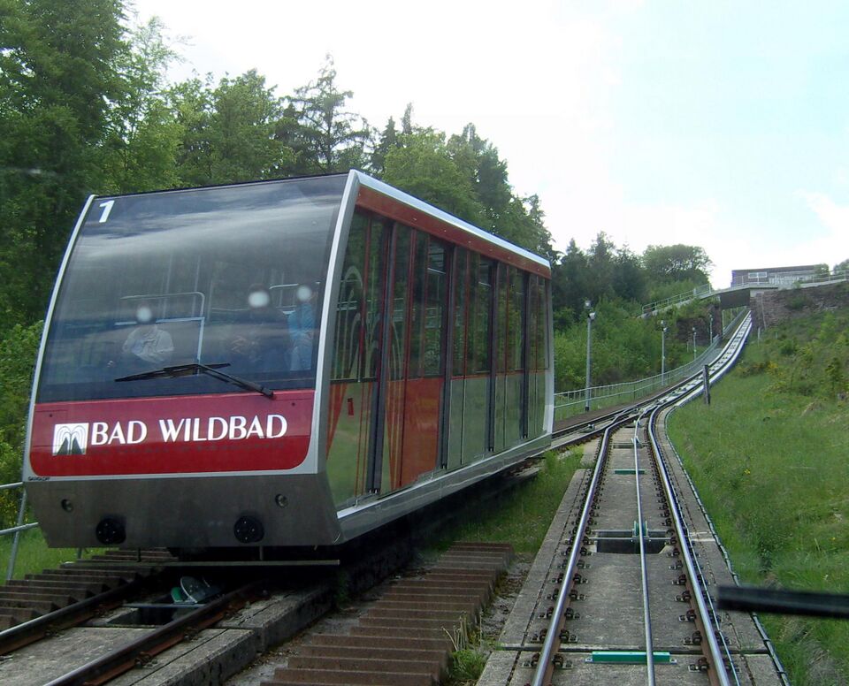 Datei:Bad Wildbad Sommerbergbahn (03).JPG