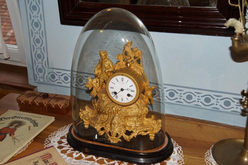 Datei:GHV Schaf-Uhr.jpg