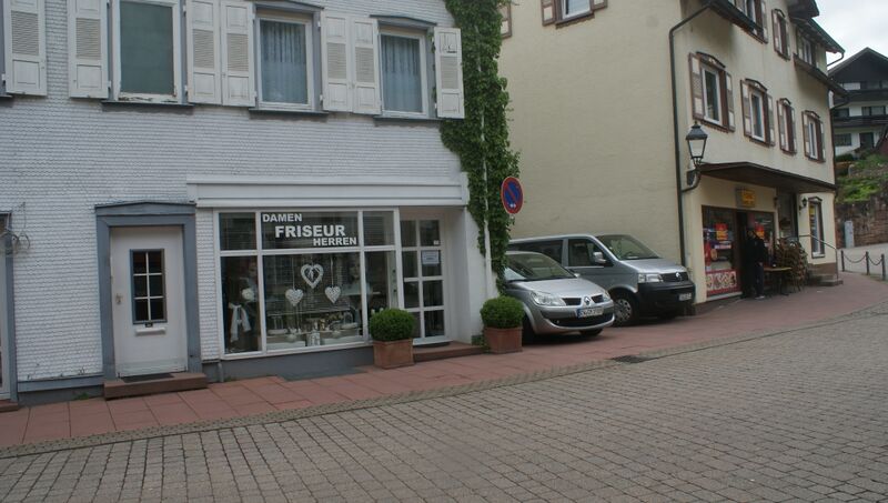 Datei:Friseur Bad Herrenalb.JPG