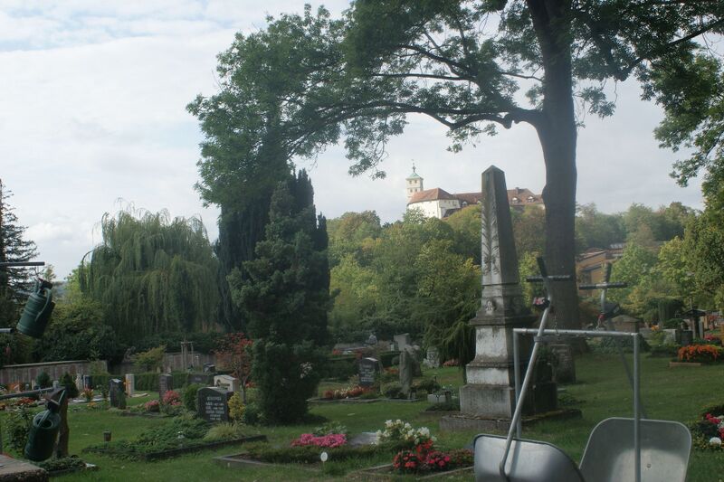 Datei:Friedhof Vaihingen.jpg