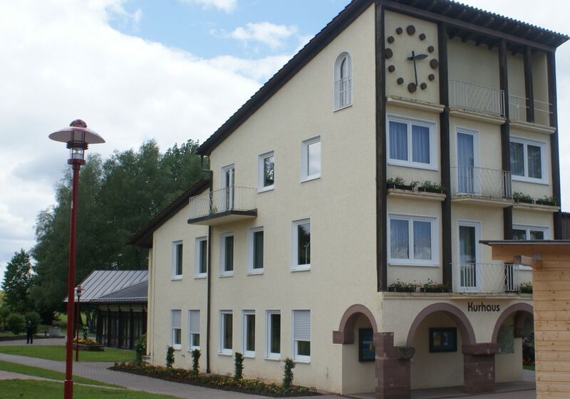 Datei:Touristinformation Dobel.jpg