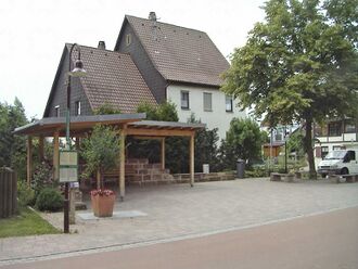 Dorfplatz-Mindersbach.jpg