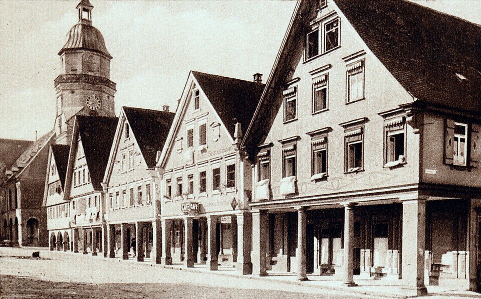 Datei:Freudenstadt sw Arkaden 1930.jpg
