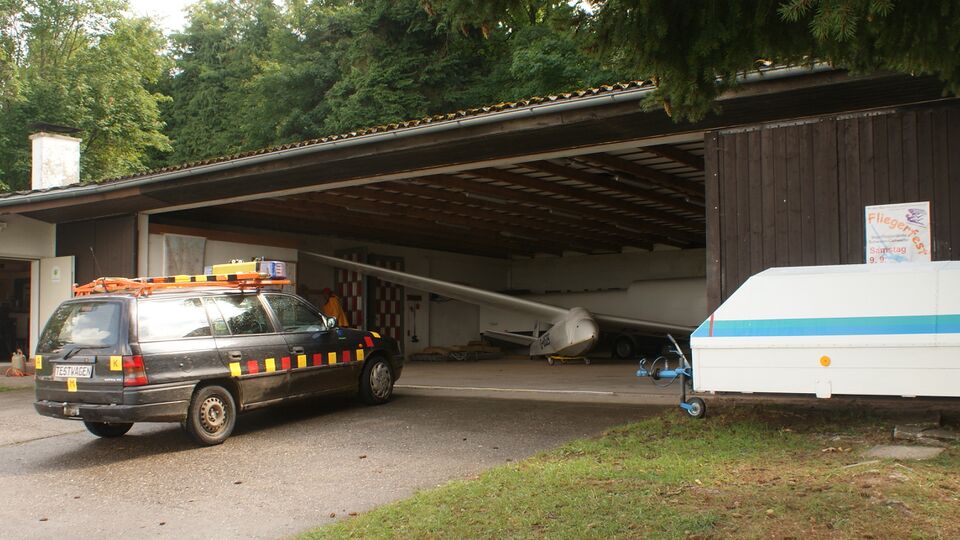 Datei:Beim Segeisportplatz Straubenhardt.JPG