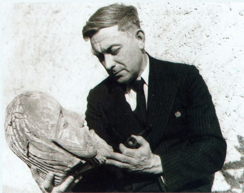 Datei:Emil Lacroix (geb. 12.7.1905 in Karlsruhe; gest. 26.1.1965 in Karlsruhe), Porträtfoto um 1955.jpg