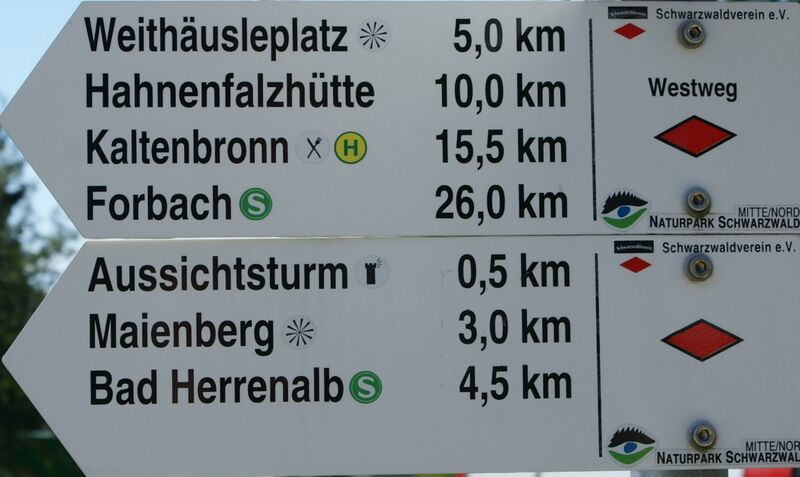 Datei:Wegweiser in Dobel.jpg