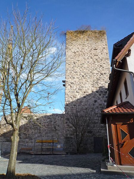 Datei:Moensheim-Burg-.jpg