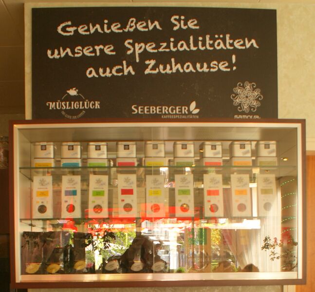 Datei:Teeangebote im Café Princess.JPG