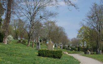Weg über Friedhof.jpg