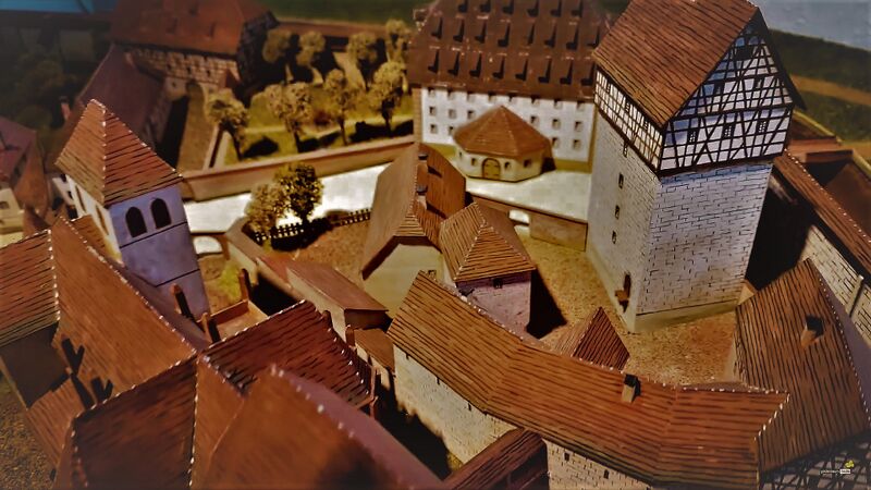 Datei:Pforzheimer Schloßberg (Modell).jpg
