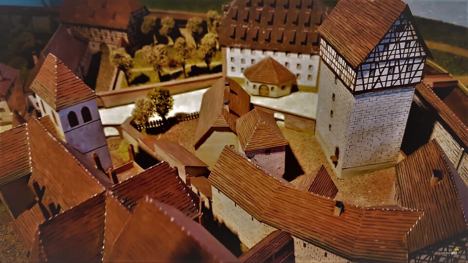 Datei:Pforzheimer Schloßberg (Modell).jpg