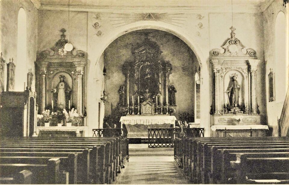 Datei:Wallfahrtskirche Johannes der Täufer in Kämpfelbach-Bilfingen, Innenraum nach Osten, Altäre nach der Renovierung 1936 (1).jpg