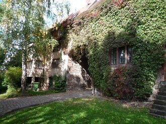 Muehlhausen-Wuerm-Schloss-Nebengebaeude.jpg