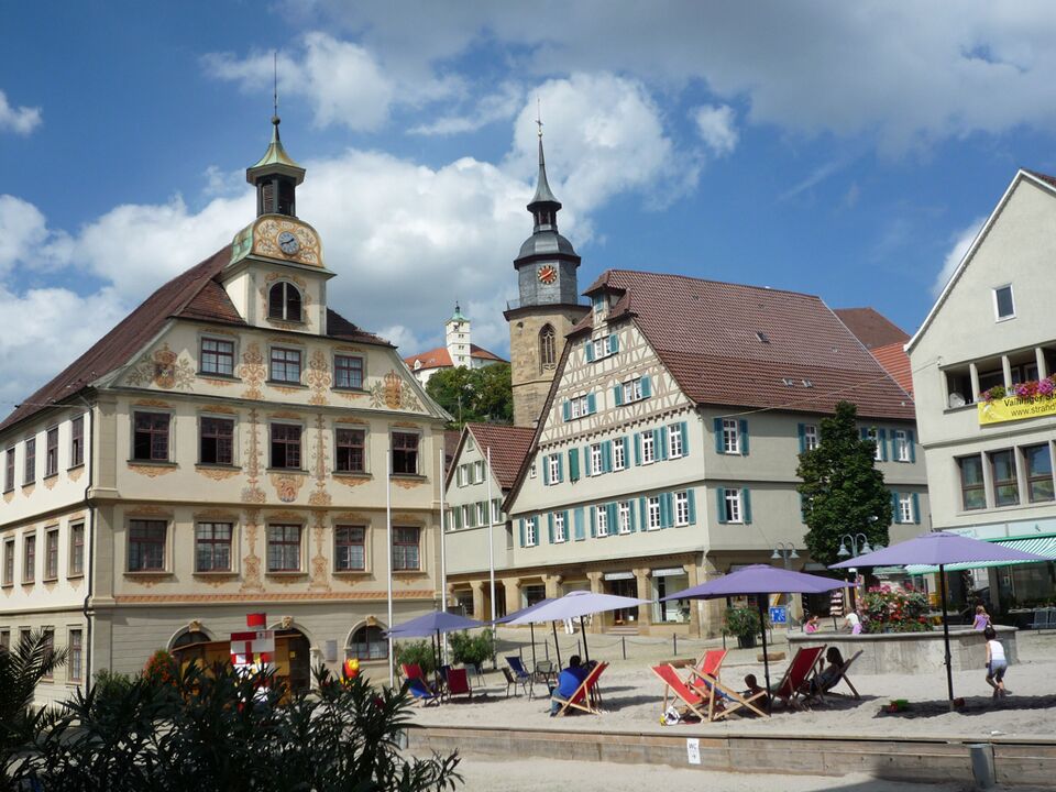 Datei:Vaihingen-Marktplatz-Rathaus.jpg