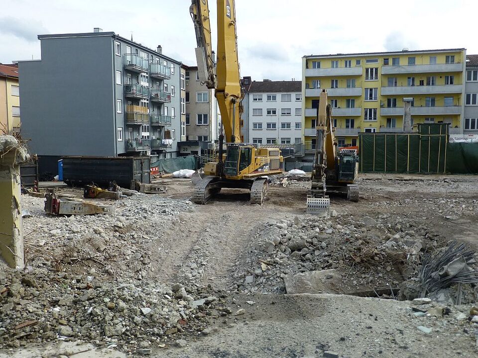 Datei:Abriss SinnLeffers 3.jpg