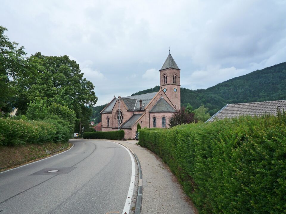 Datei:Bad-Herrenalb-kath-Kirche.jpg