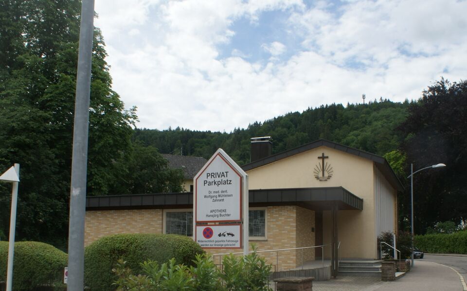 Datei:Neuapostolische Kirche Neuenbürg.JPG