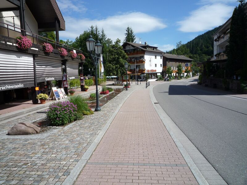 Datei:Enzkloesterlle-Wildbader-Strasse.jpg