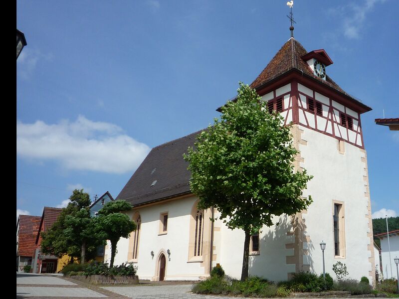 Datei:Ostelsheim-Kirche.jpg