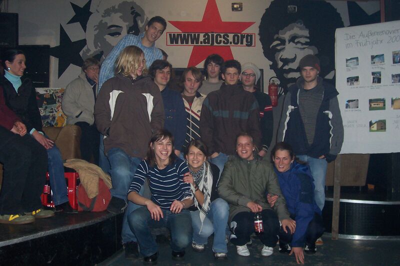 Datei:AJCS-Aktive-2006.jpg