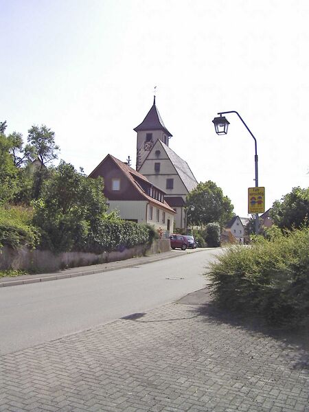 Datei:Rotfelden-Kirche-Jugendraum.jpg