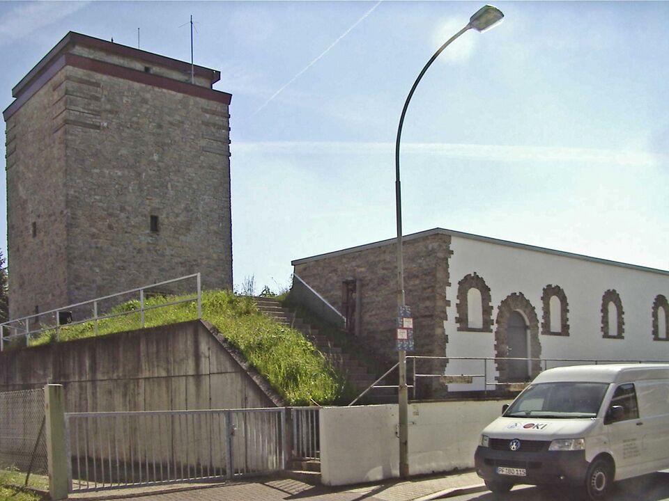 Datei:KieselbronnWasserturm.jpg