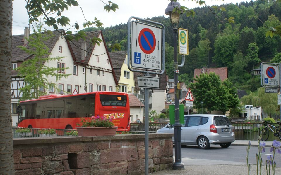 Datei:Hirschbrücke Neuenbürg.JPG