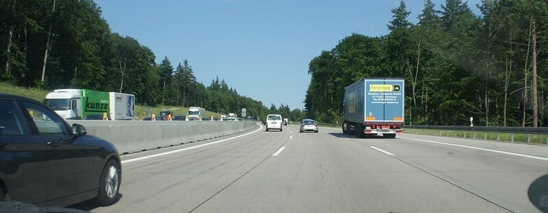 Datei:Neubaustrecke A 8.jpg