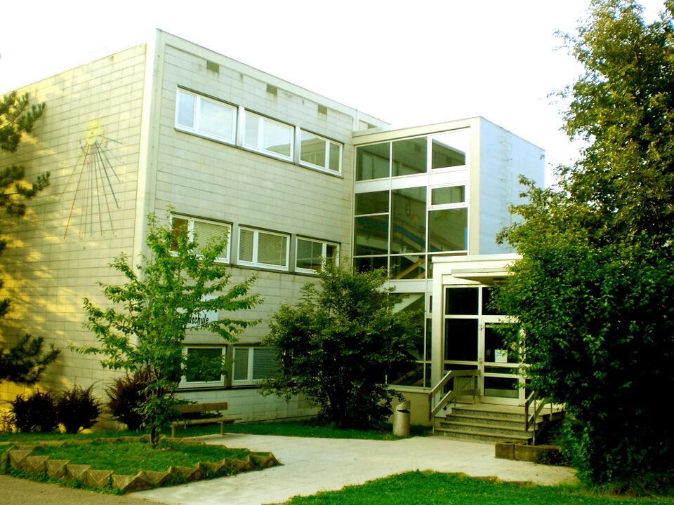 Datei:Sonnenhof Grundschule.jpg