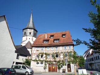 Horrheim-Haus-Kirche.jpg