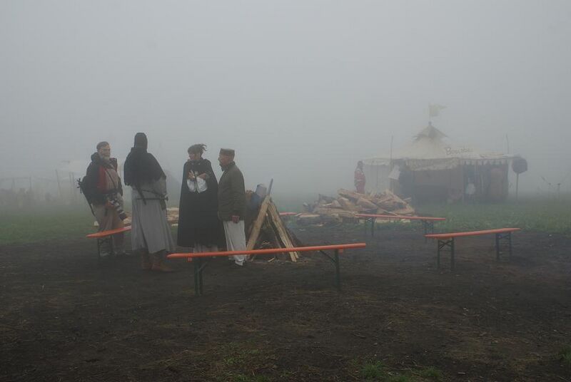 Datei:Spectaculum im Nebel.JPG