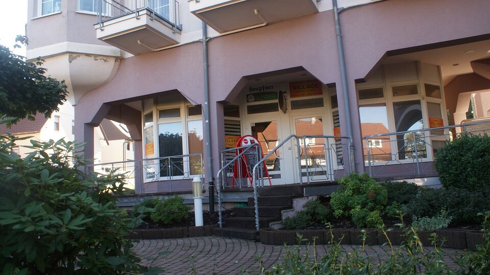 Datei:Restaurant bei Sparkasse Dobel.JPG
